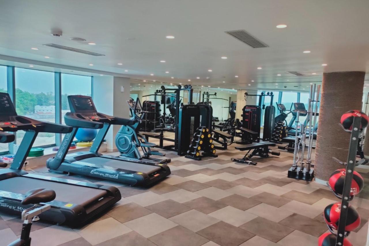 래디슨 호텔 바레일리 에어포트 외부 사진